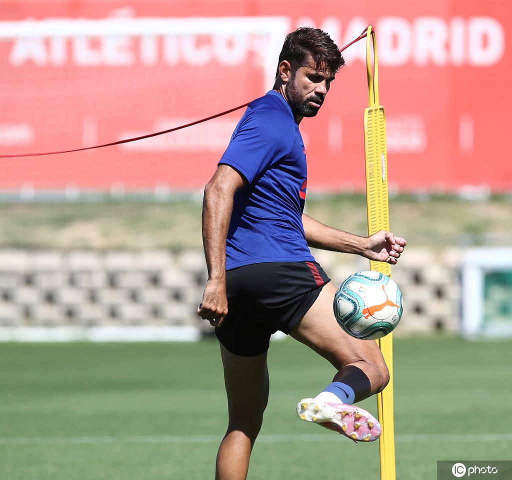 爱游戏客户端-包含马德里竞技发布备战花絮，转会期临场应变，NBA常规赛任务艰巨，医务组通报恢复的词条