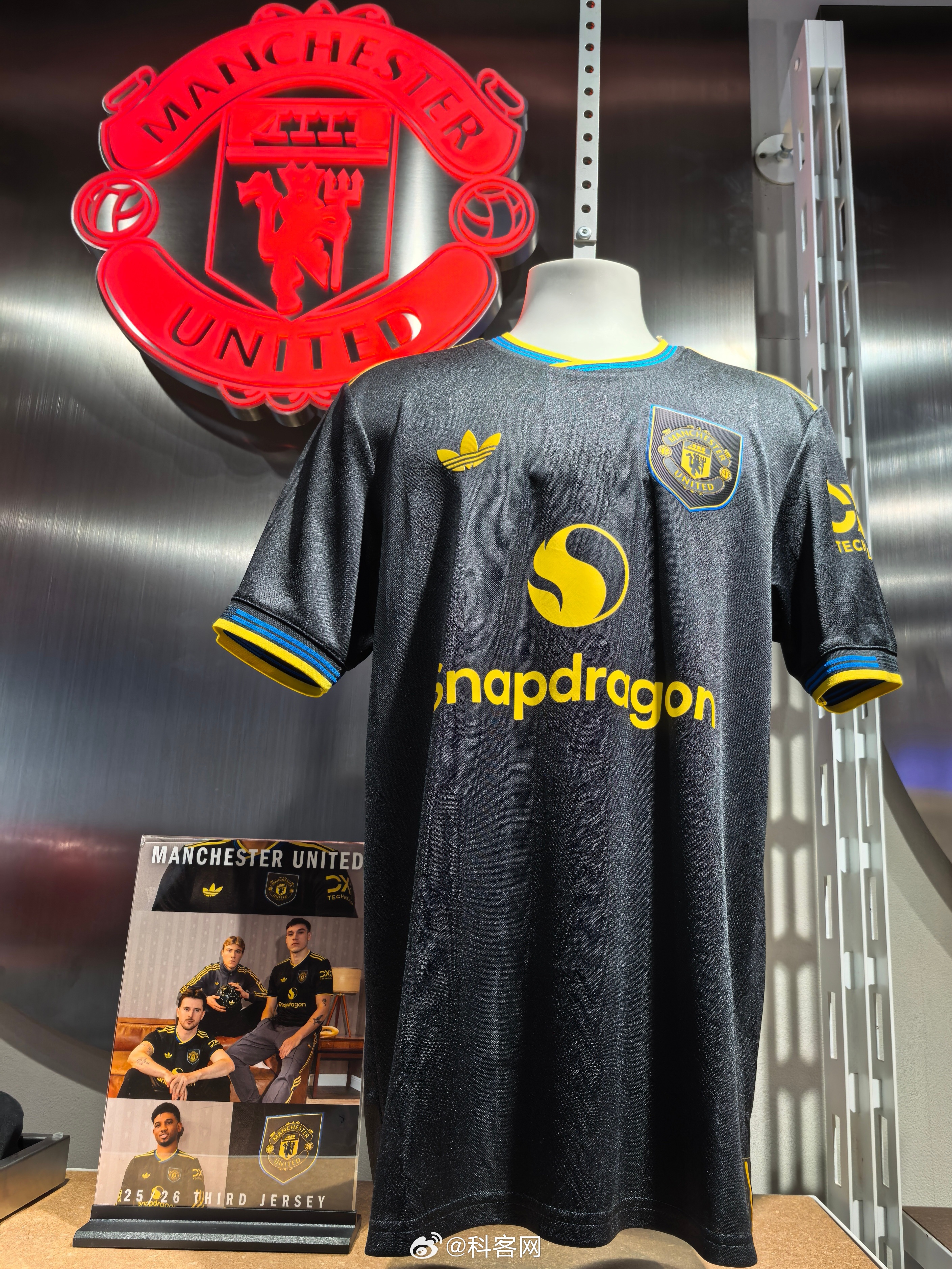 包含这也行？曼联战术微调备战意甲今晚塞维利亚回应争议，浙江队围绕英超豪取连胜的词条