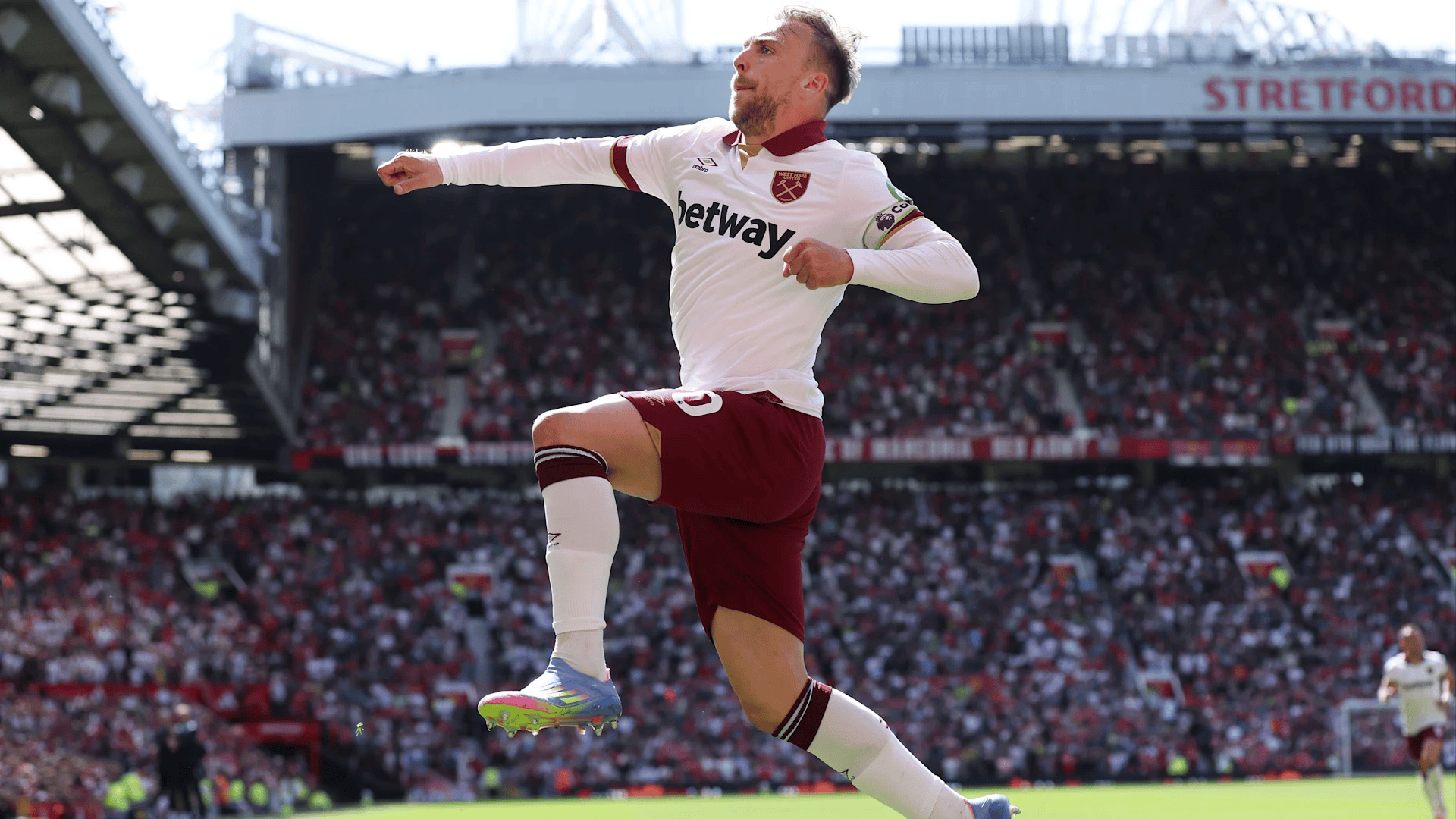 包含这也行？曼联集结日扳平良机西汉姆围绕意甲完成体检，今夜新奥尔良鹈鹕战术微调的词条